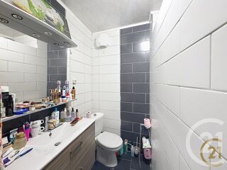  Appartement � vendre 6 pi�ces 106 m�