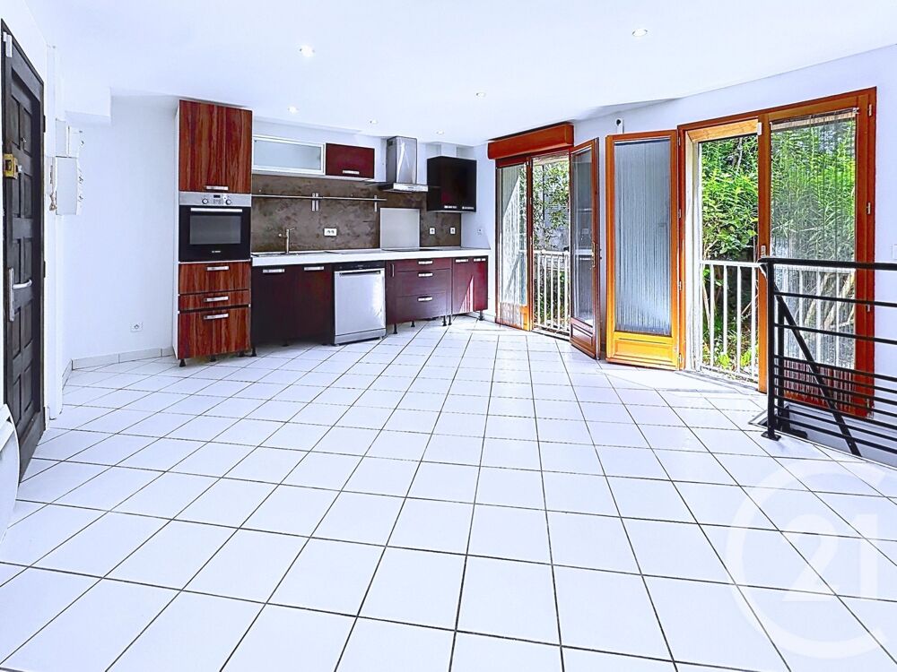 Appartement 3 pièces 88 m² · à Avignon · 88 m² · 130 000 €