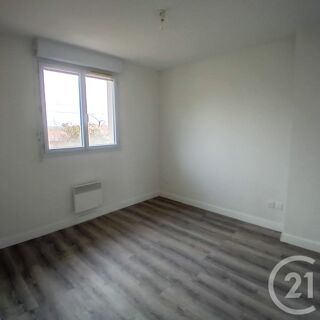  Maison à louer 4 pièces 81 m²