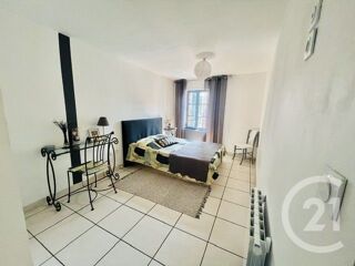  Immeuble à vendre 153 m²