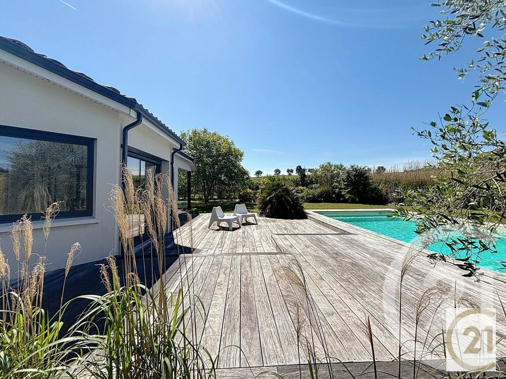 À vendre à Ayguesvives Villa familiale avec piscine, ap....