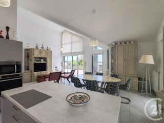  Appartement à vendre 5 pièces 111 m²