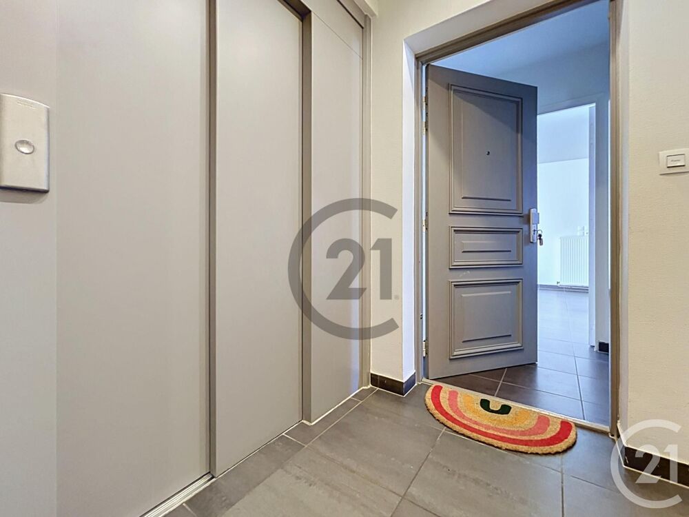 vente Appartement - 3 pièce(s) - 76 m² Fontainebleau (77300)