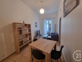  Appartement à louer 2 pièces 43 m²