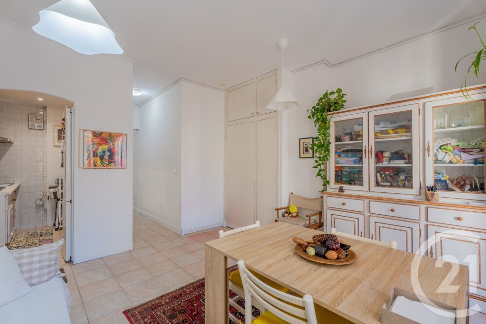 NICE RIQUIER: Appartement 2 pièces de 39.50m² situé au 3....