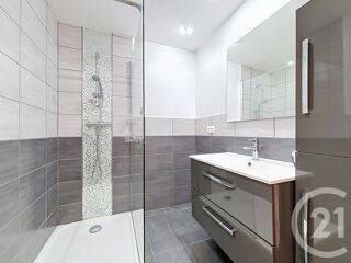  Appartement à vendre 3 pièces 82 m²