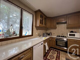  Maison � vendre 8 pi�ces 210 m�