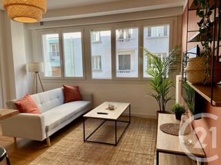  Appartement à louer 4 pièces 64 m²