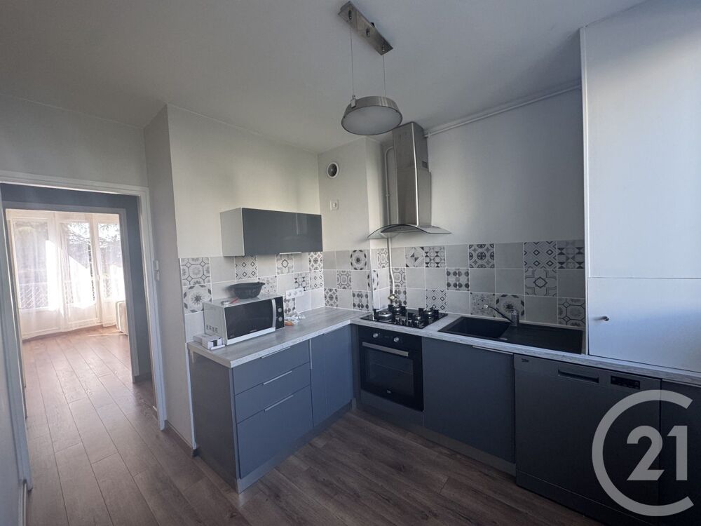 location Appartement - 2 pièce(s) - 60 m² Saint-Priest (69800)