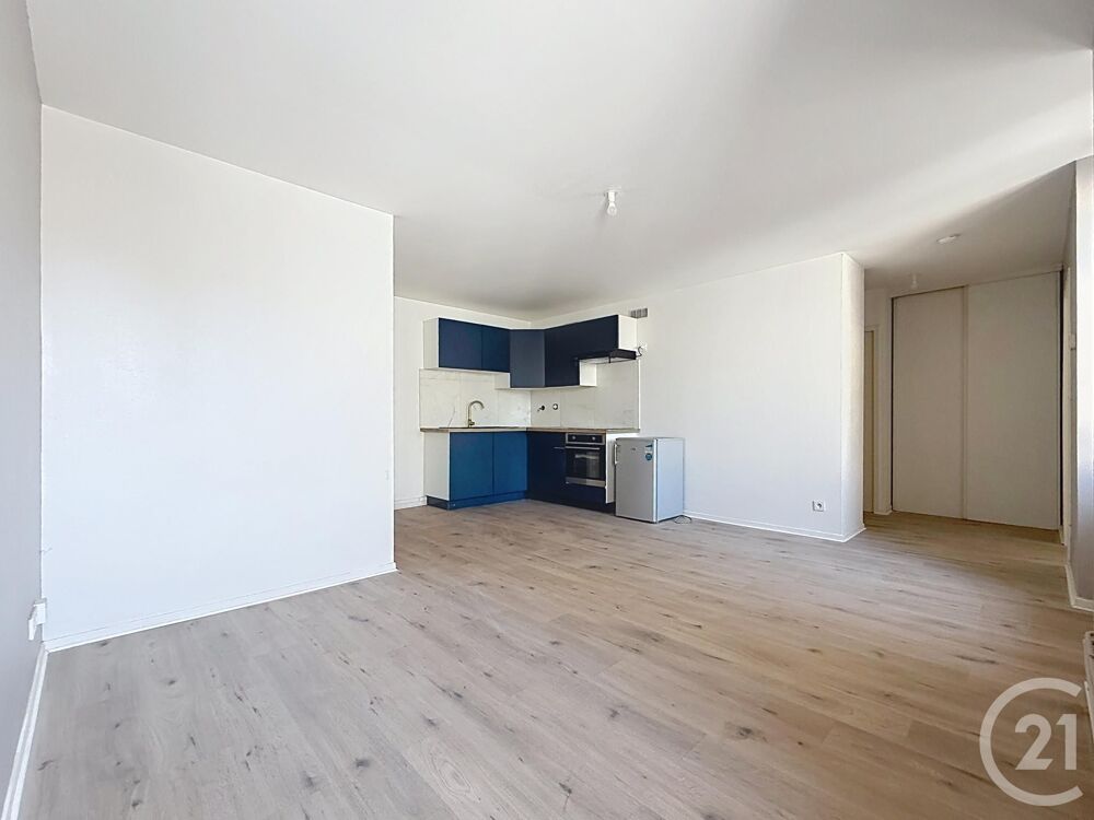 location Appartement - 1 pièce(s) - 49 m² Lure (70200)