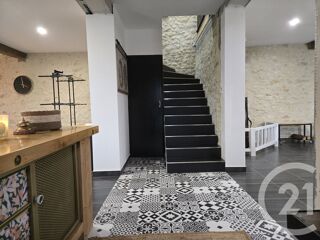  Maison � vendre 5 pi�ces 260 m�