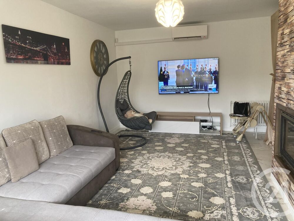 location Maison - 4 pièce(s) - 115 m² Bagnols-sur-Cèze (30200)