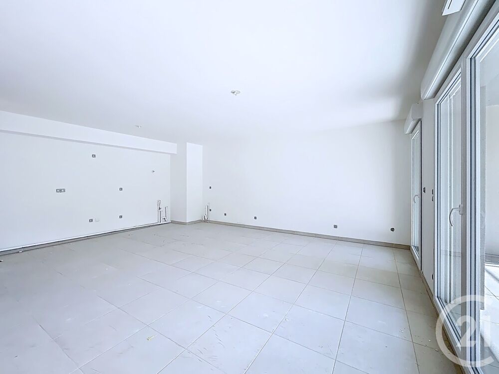 À VENDRE APPARTEMENT T4 NEUF AVEC TERRASSE ET GARAGE C....