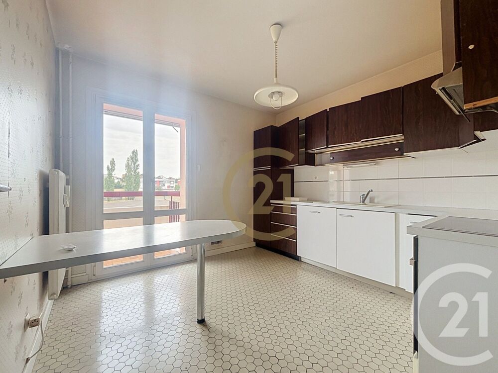 vente Appartement - 4 pièce(s) - 84 m² Lure (70200)