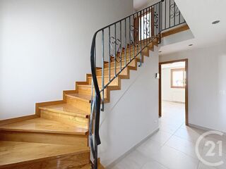  Maison � vendre 6 pi�ces 200 m�