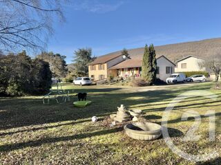  Maison � vendre 5 pi�ces 180 m�