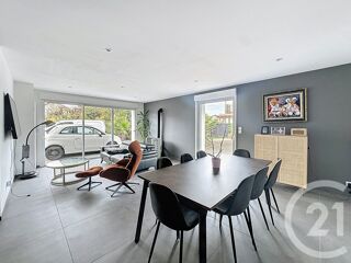 Maison à vendre 8 pièces 351 m²