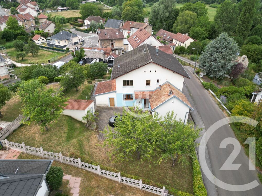 Maison 7 pièces 246 m² · à Fesches le Chatel · 246 m² · 179 000 €