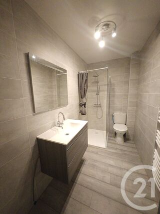  Appartement à louer 3 pièces 48 m²