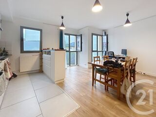  Appartement à louer 2 pièces 42 m²