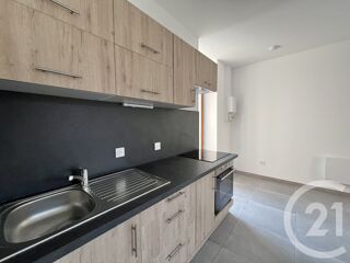  Appartement à louer 2 pièces 38 m²