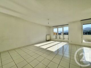  Appartement à louer 3 pièces 103 m²