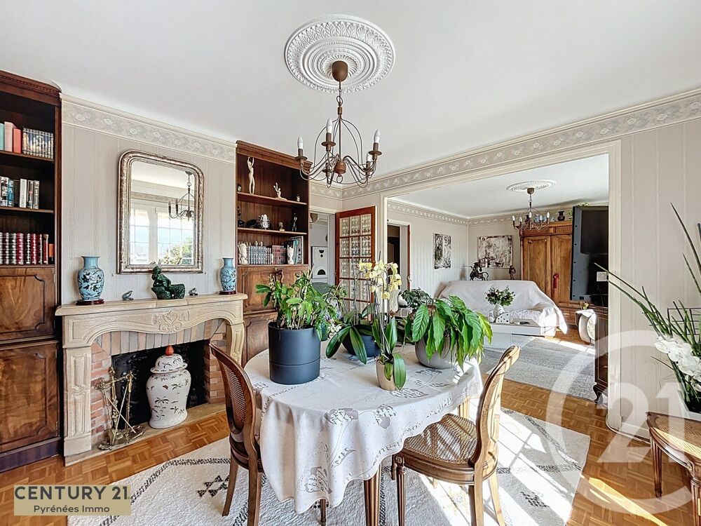 « LA VILLA PYRÉNÉENNE » À Villeneuve-de-Rivière....