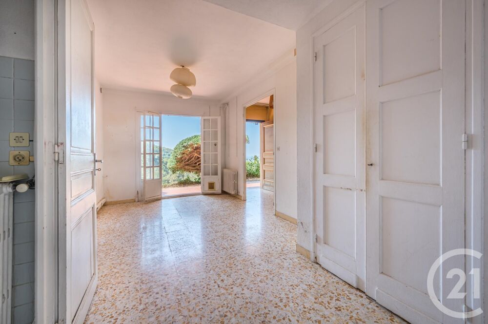 � vendre  Maison �ze (06360)