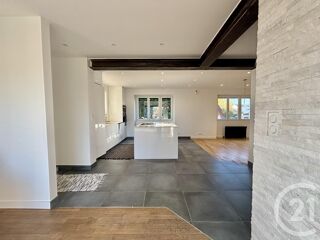  Maison à vendre 6 pièces 195 m²