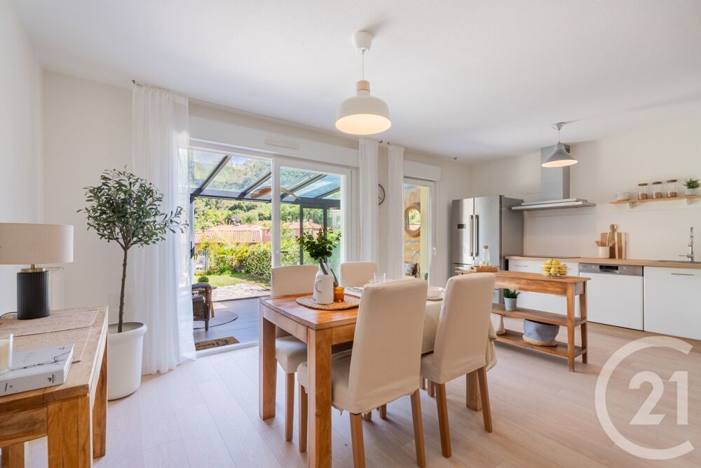 à vendre  Appartement Èze (06360)
