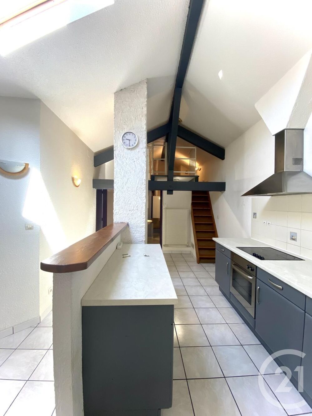 location Appartement - 4 pièce(s) - 94 m² Montbéliard (25200)