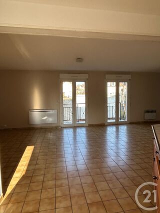  Appartement à louer 3 pièces 66 m²