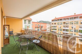 vente Appartement - 2 pièce(s) - 53 m² Nice (06300)