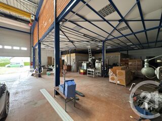  Immeuble à vendre 525 m²