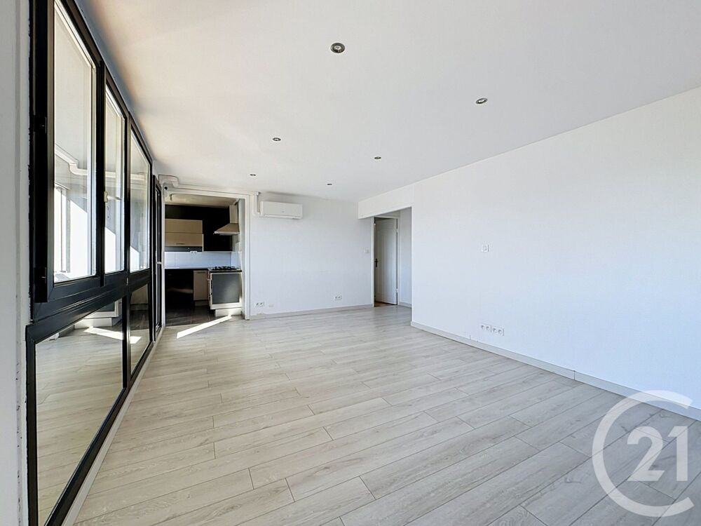 location Appartement - 3 pièce(s) - 64 m² Vénissieux (69200)