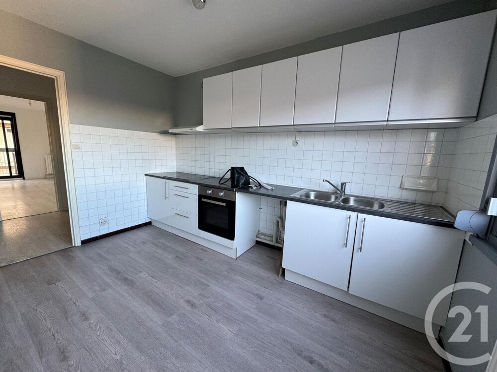 location Appartement - 3 pièce(s) - 87 m² Pamiers (09100)