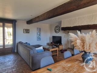  Maison  vendre 8 pices 320 m