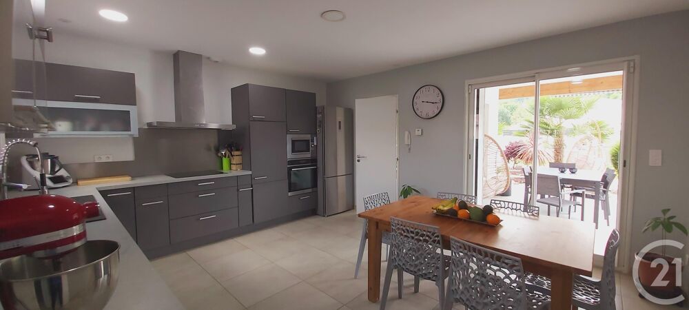 vente Maison - 6 pièce(s) - 166 m² Laroque-d'Olmes (09600)