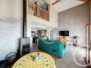  Maison � vendre 4 pi�ces 275 m�