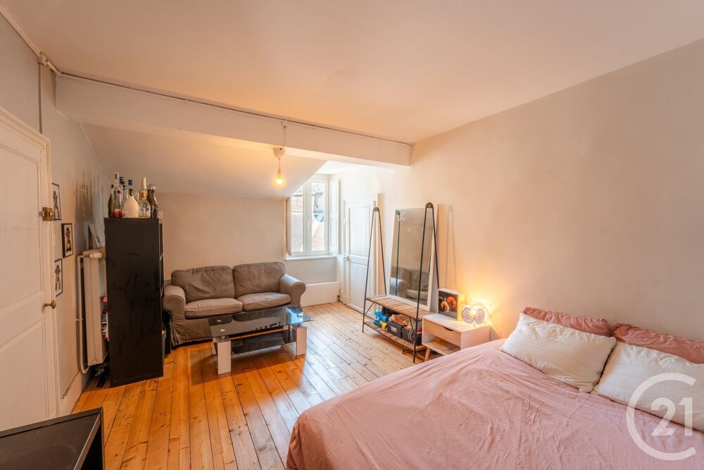à vendre  Appartement Chambéry (73000)
