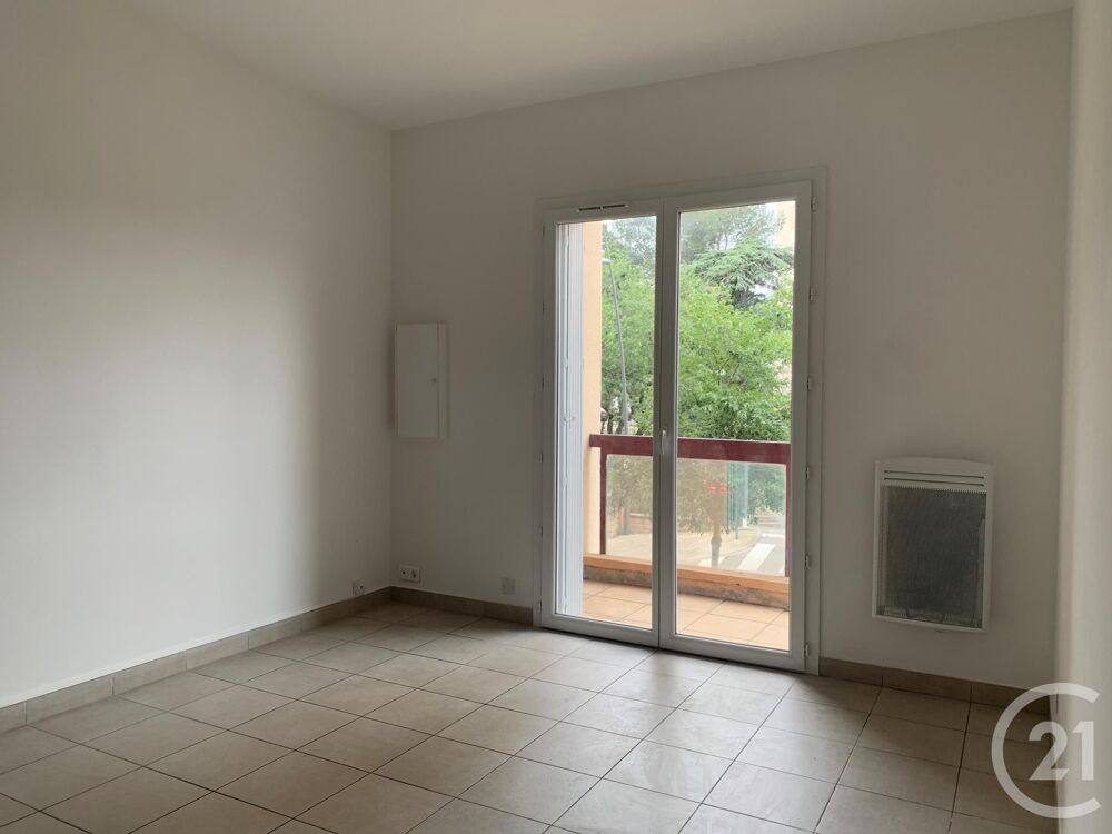 location Appartement - 2 pièce(s) - 49 m² Les Angles (30133)