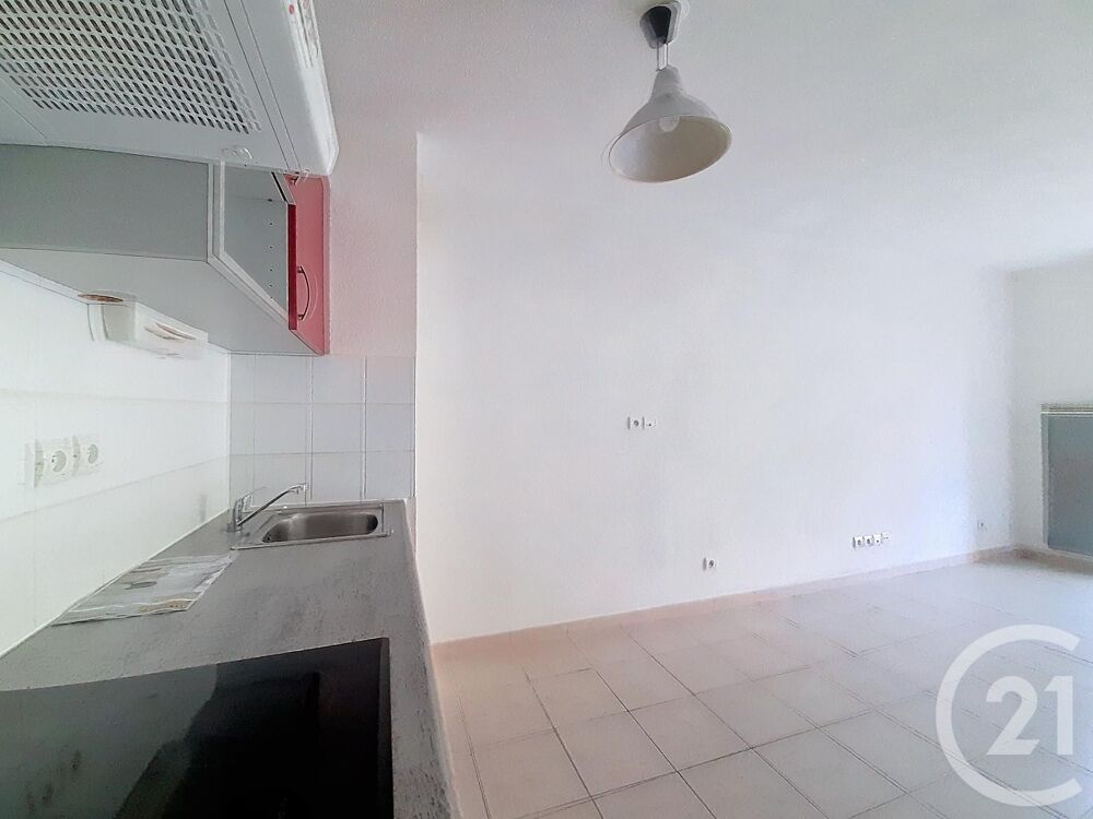 Appartement T2 vendu loué Résidence sécurisée avec pisc....