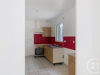  Maison à louer 4 pièces 81 m²