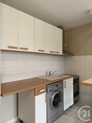  Appartement à louer 2 pièces 34 m²