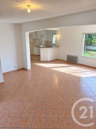  Maison à louer 4 pièces 92 m²