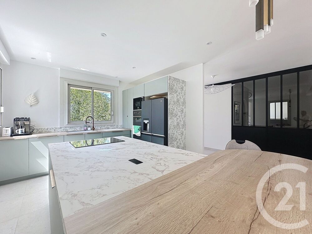 vente Maison - 10 pièce(s) - 411 m² Créteil (94000)
