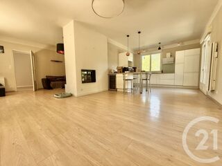  Maison à vendre 7 pièces 215 m²