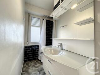  Appartement à louer 3 pièces 67 m²