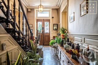  Maison à vendre 12 pièces 338 m²
