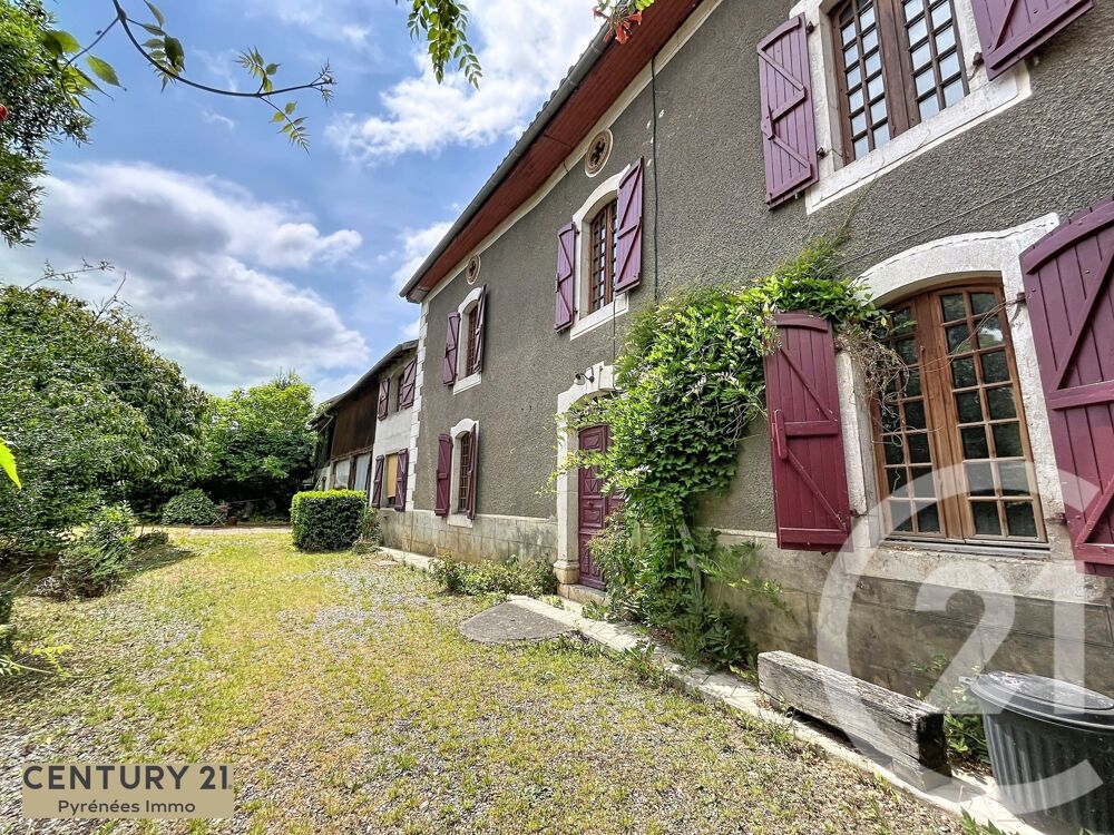 Maison 5 pièces 399 m² · à Ardiege · 399 m² · 129 000 €